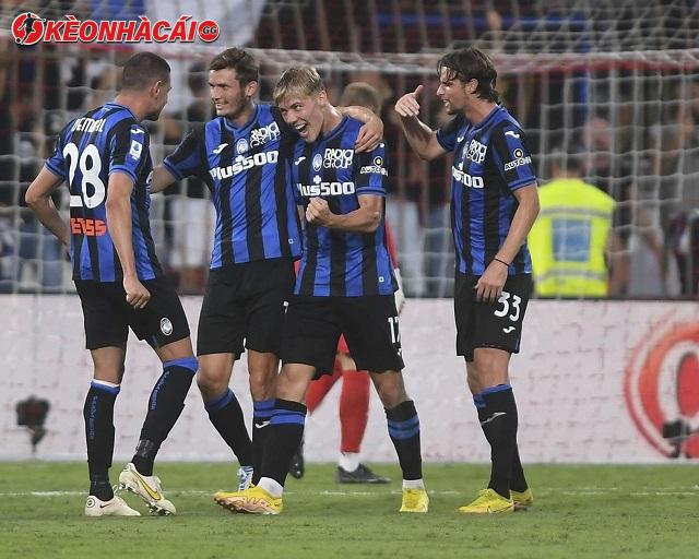 Atalanta vươn lên dẫn đầu trên BXH Serie A sau chiến thắng ở vòng đấu trước